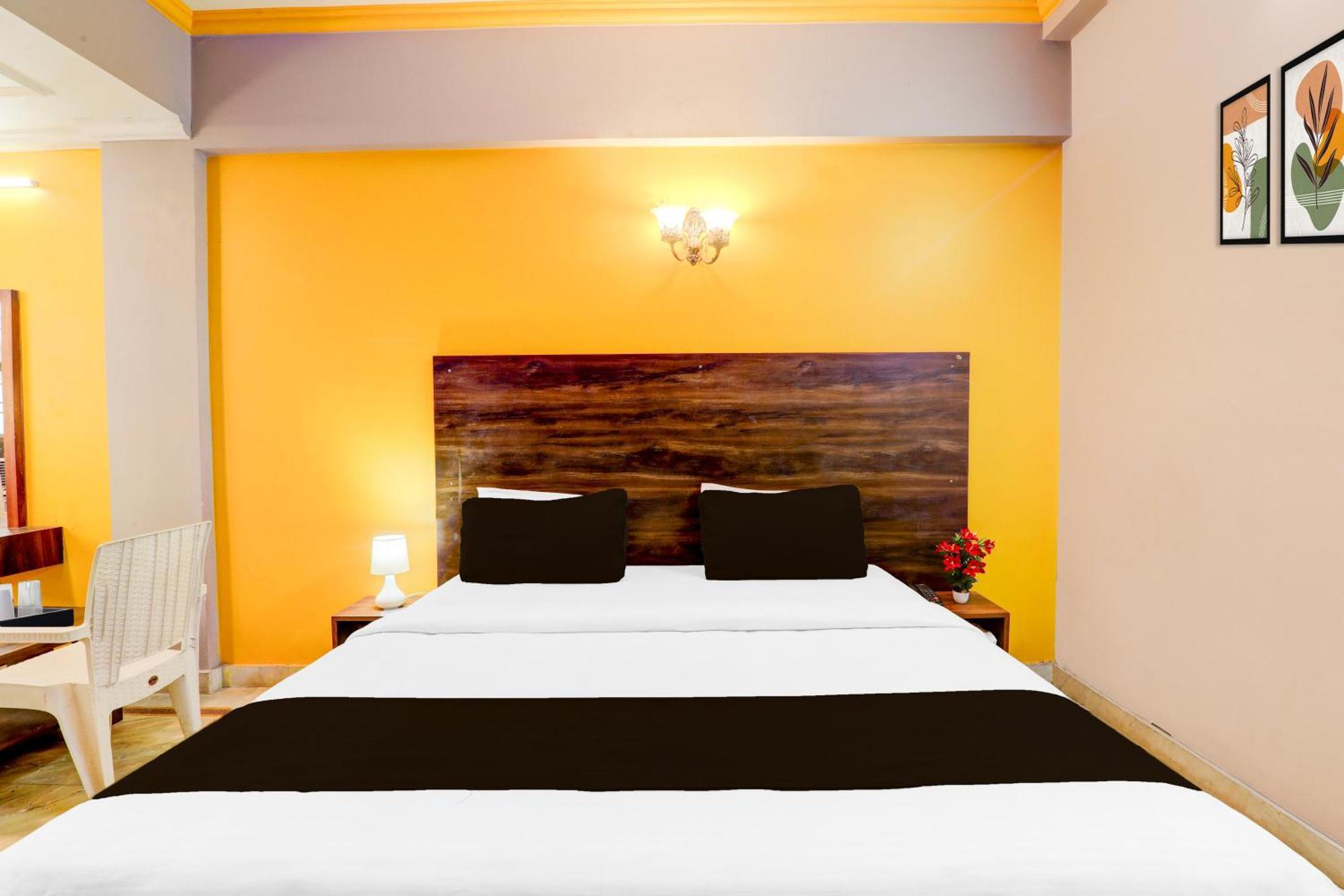 Super Hotel O Insaf Nagar Munshipuliya Formerly Vibrant Chinhat المظهر الخارجي الصورة
