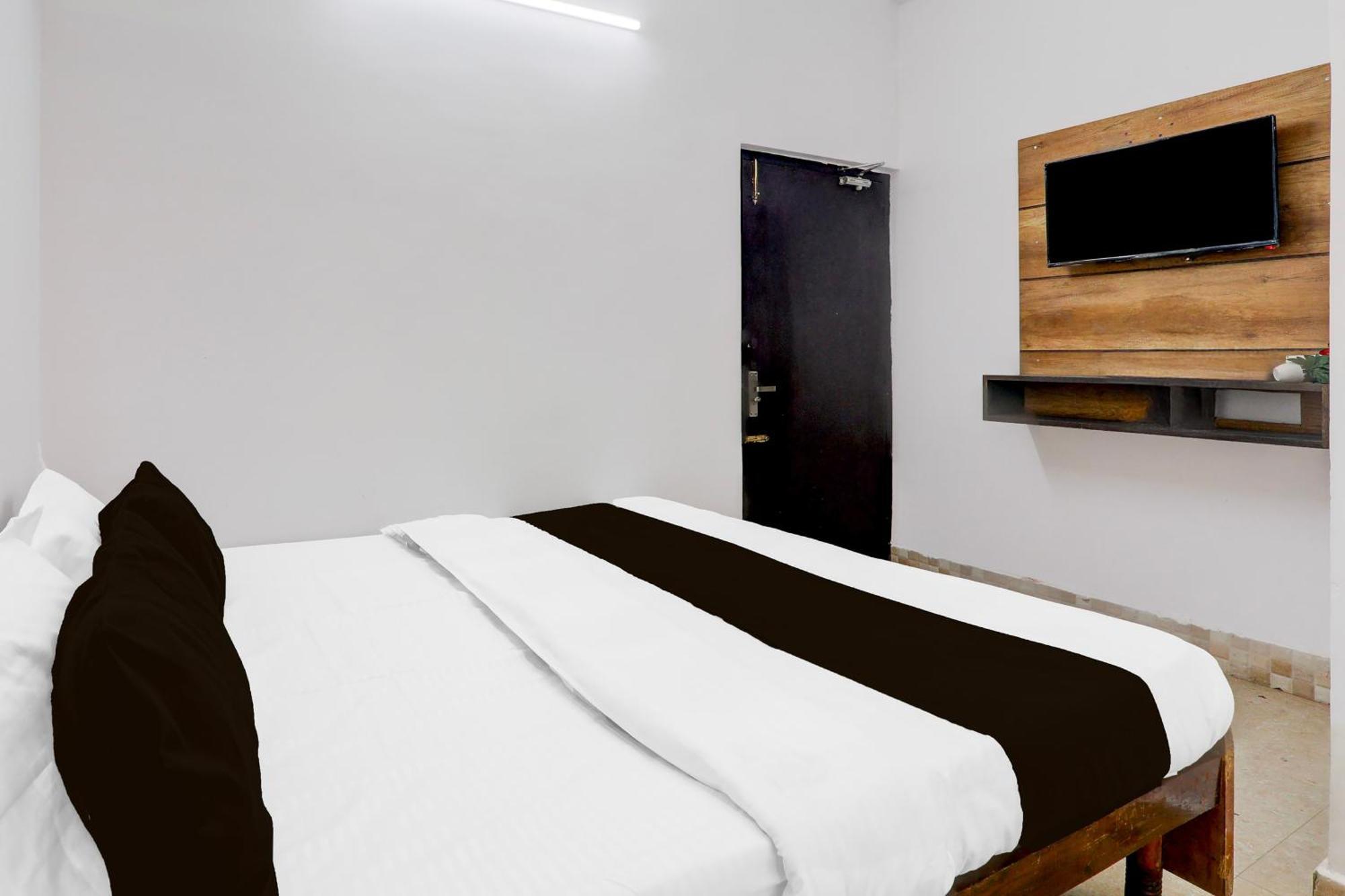 Super Hotel O Insaf Nagar Munshipuliya Formerly Vibrant Chinhat المظهر الخارجي الصورة
